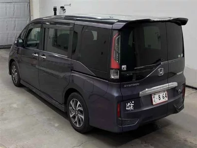 Honda STEPWGN SPADA