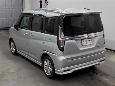 Suzuki Solio