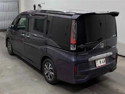 Honda STEPWGN SPADA