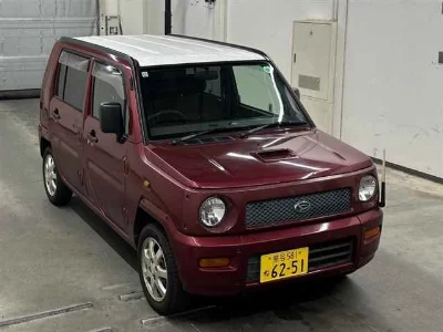 Daihatsu Naked