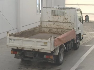 Hino Dutro