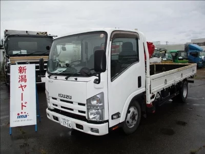 Isuzu Elf