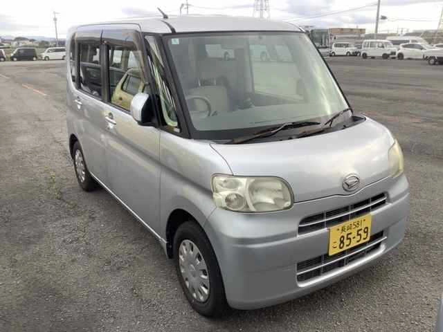 Daihatsu Tanto  с аукциона в Японии