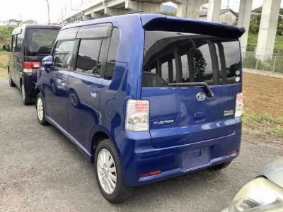 Daihatsu Move Conte