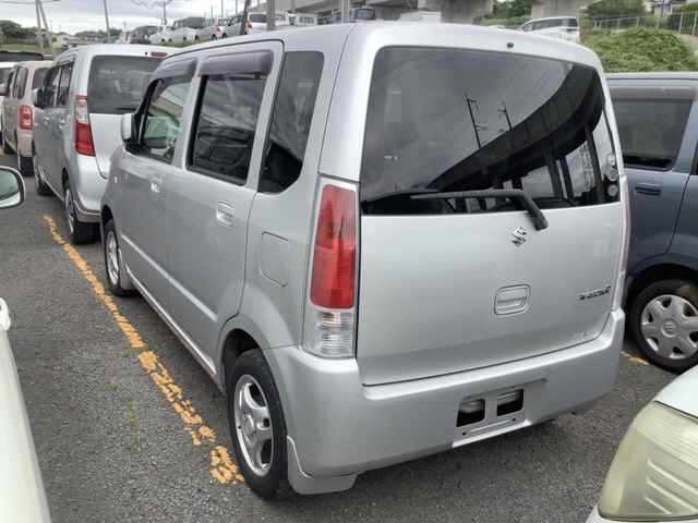 Suzuki Wagon R  с аукциона в Японии