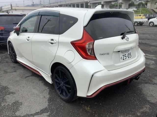 Nissan Note  с аукциона в Японии
