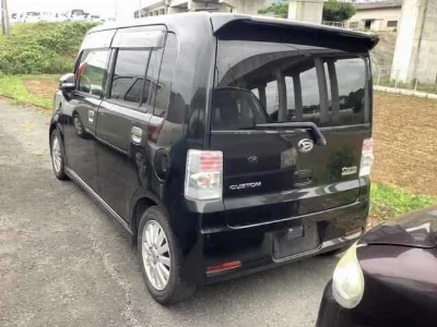 Daihatsu Move Conte
