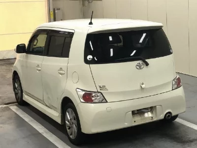 Toyota bB