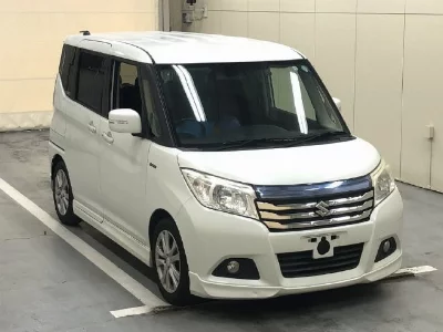Suzuki Solio