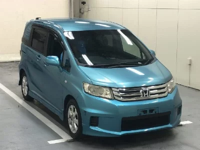 Honda Freed Spike