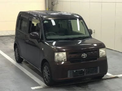 Toyota Pixis Space