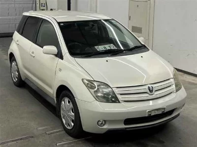 Toyota Ist