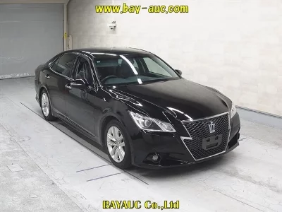 Toyota CROWN HYBRID