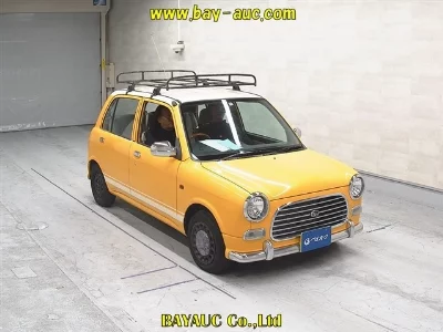 Daihatsu Mira Gino
