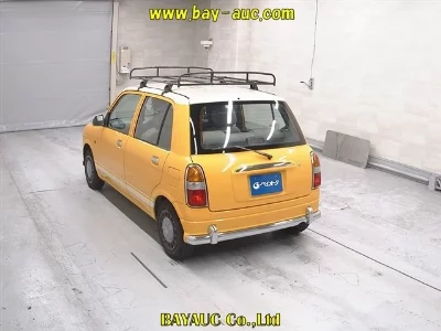 Daihatsu Mira Gino