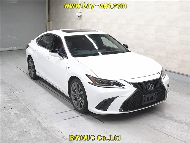 Lexus ES300h  с аукциона в Японии