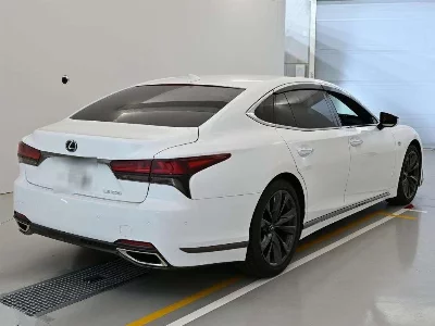 Lexus LS500