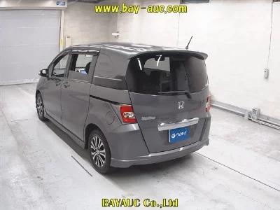 Honda Freed Spike
