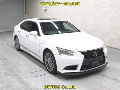 Lexus LS600h