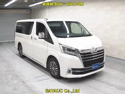 Toyota GranAce