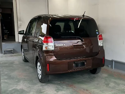 Toyota Spade