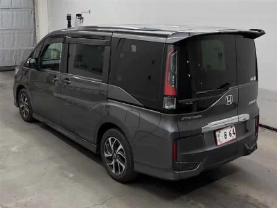 Honda STEPWGN SPADA