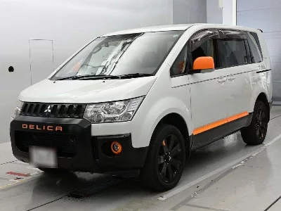 Mitsubishi Delica D:5