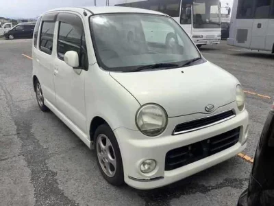 Daihatsu Move Latte