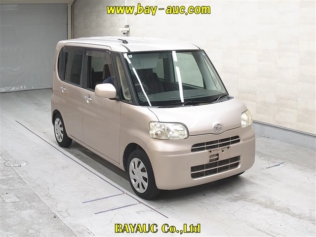 Daihatsu Tanto  с аукциона в Японии