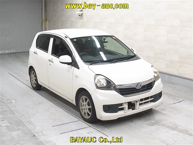 Daihatsu Mira e:S  с аукциона в Японии
