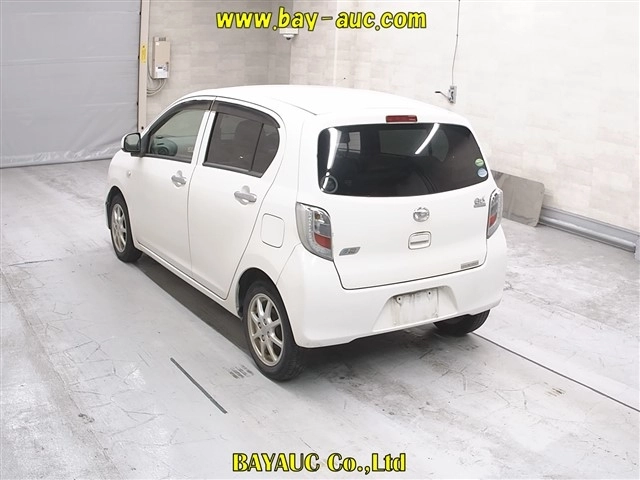 Daihatsu Mira e:S  с аукциона в Японии