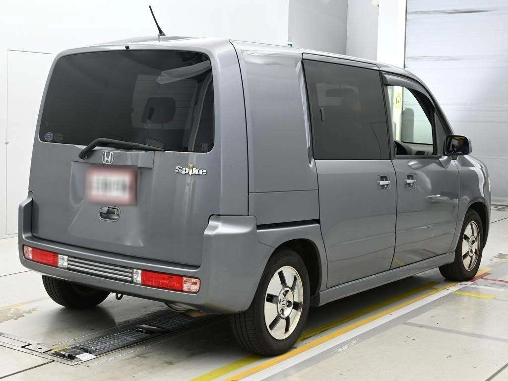 Honda Mobilio Spike  с аукциона в Японии