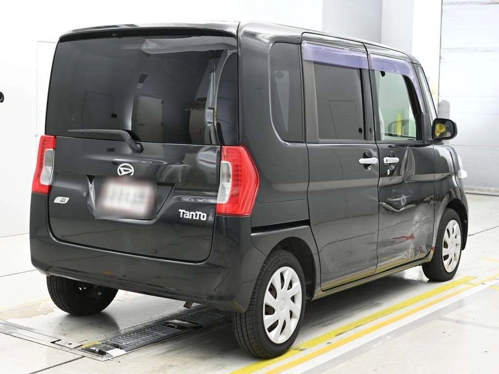 Daihatsu Tanto  с аукциона в Японии