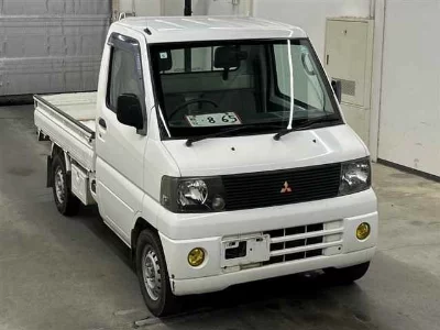 Mitsubishi Minicab Truck