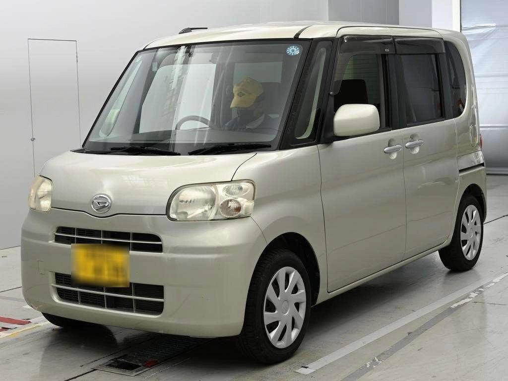 Daihatsu Tanto  с аукциона в Японии