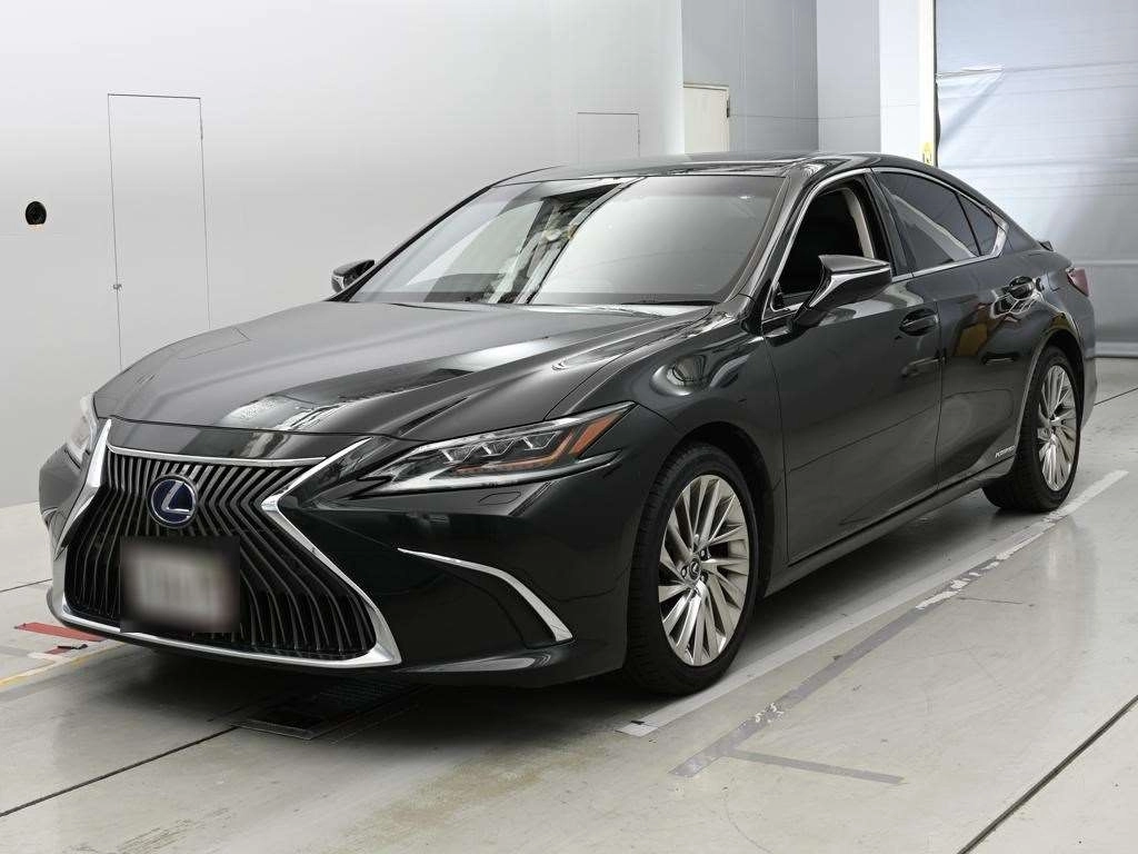 Lexus ES300h  с аукциона в Японии