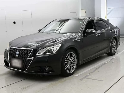 Toyota CROWN HYBRID