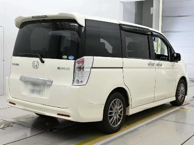 Honda STEPWGN SPADA