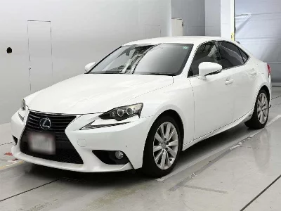 Lexus IS300h