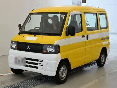 Mitsubishi Minicab
