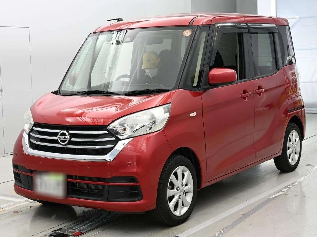 Nissan Dayz Roox  с аукциона в Японии