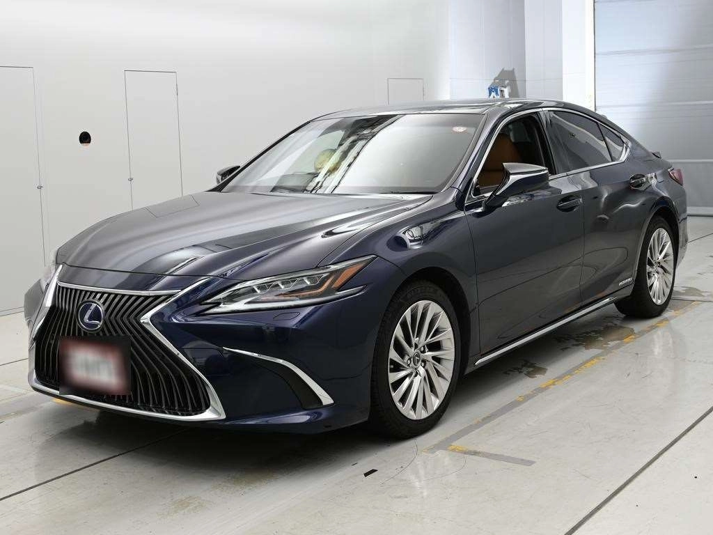 Lexus ES300h  с аукциона в Японии