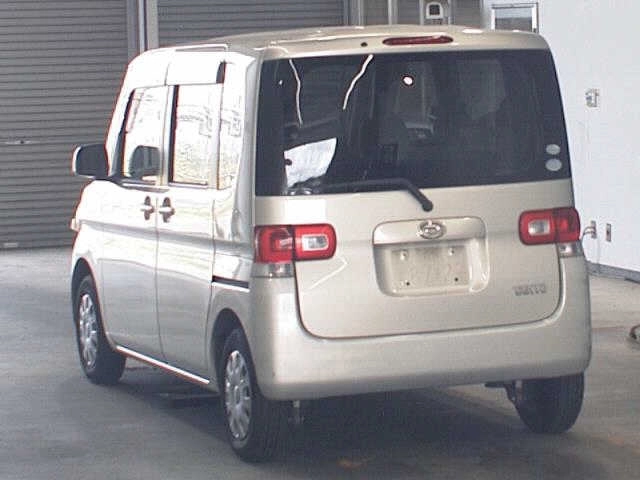 Daihatsu Tanto  с аукциона в Японии