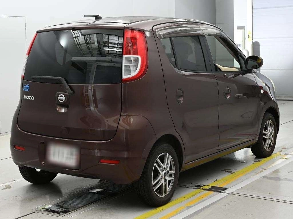 Nissan Moco  с аукциона в Японии