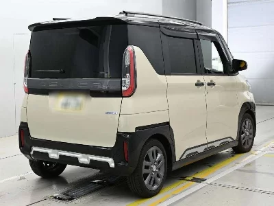 Mitsubishi Delica Mini