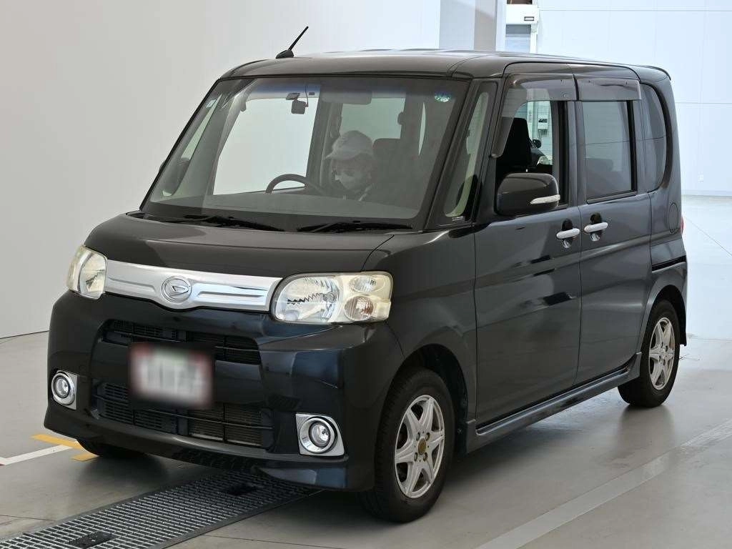 Daihatsu Tanto  с аукциона в Японии