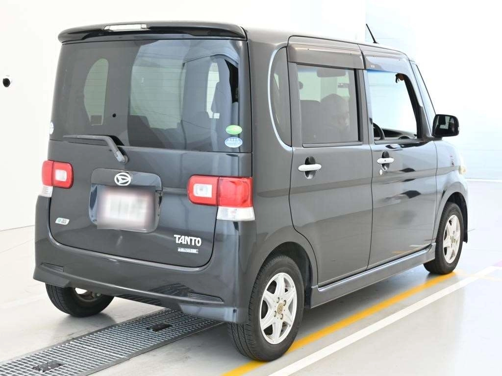 Daihatsu Tanto  с аукциона в Японии