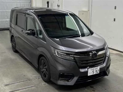 Honda STEPWGN SPADA