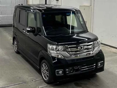 Honda N BOX CUSTOM