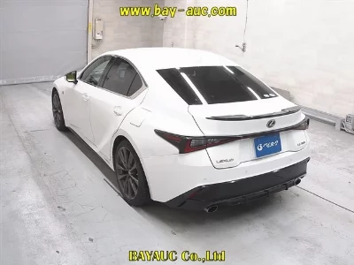 Lexus IS300h